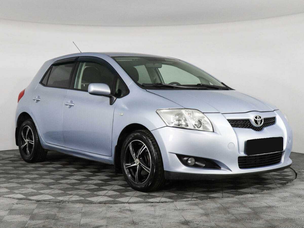Toyota Auris с пробегом — 2007 год. Фото: #2