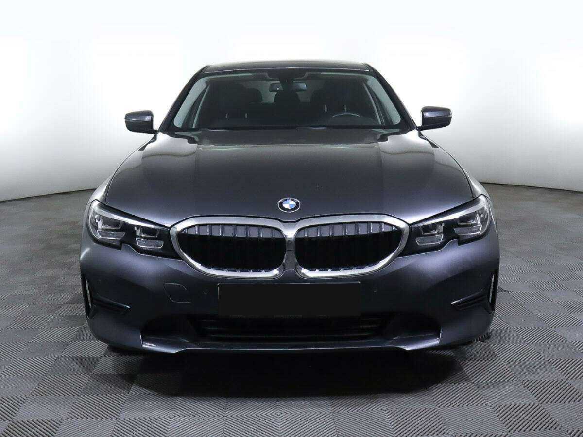 BMW 3 серии с пробегом — 2020 год. Фото: #0