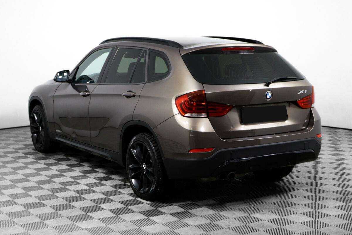 BMW X1 с пробегом — 2013 год. Фото: #6
