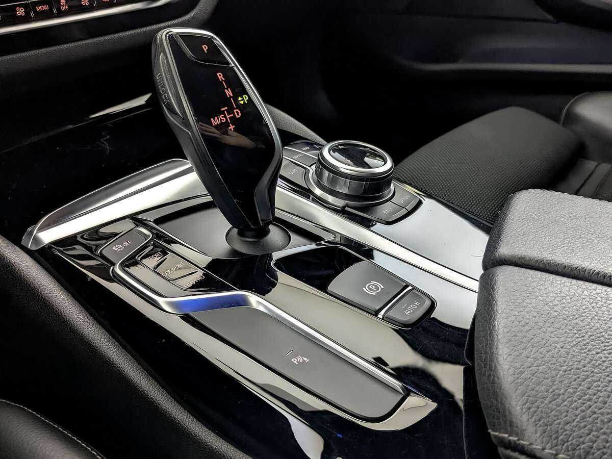 BMW 5 серии с пробегом — 2017 год. Фото: #21