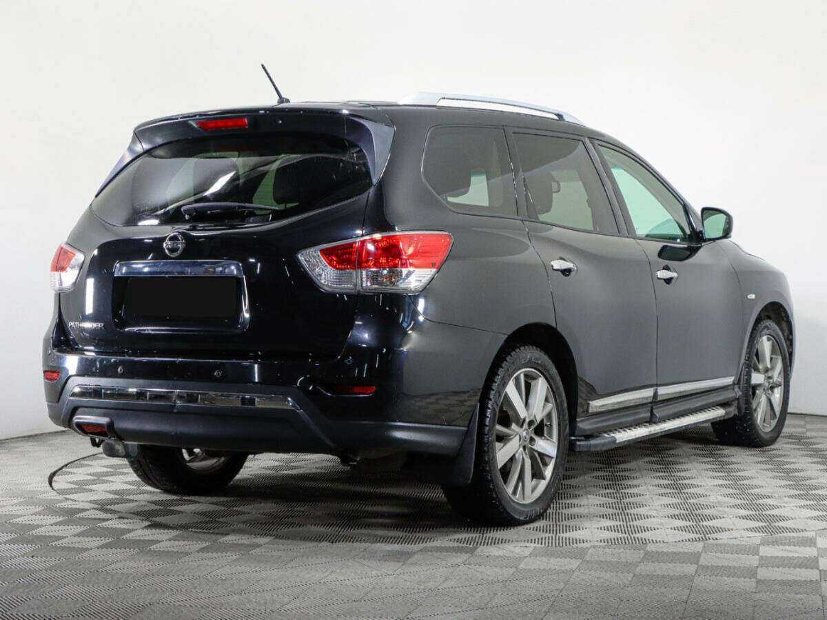 Nissan Pathfinder с пробегом — 2015 год. Фото: #4