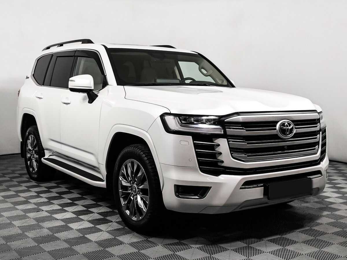Toyota Land Cruiser с пробегом — 2022 год. Фото: #2
