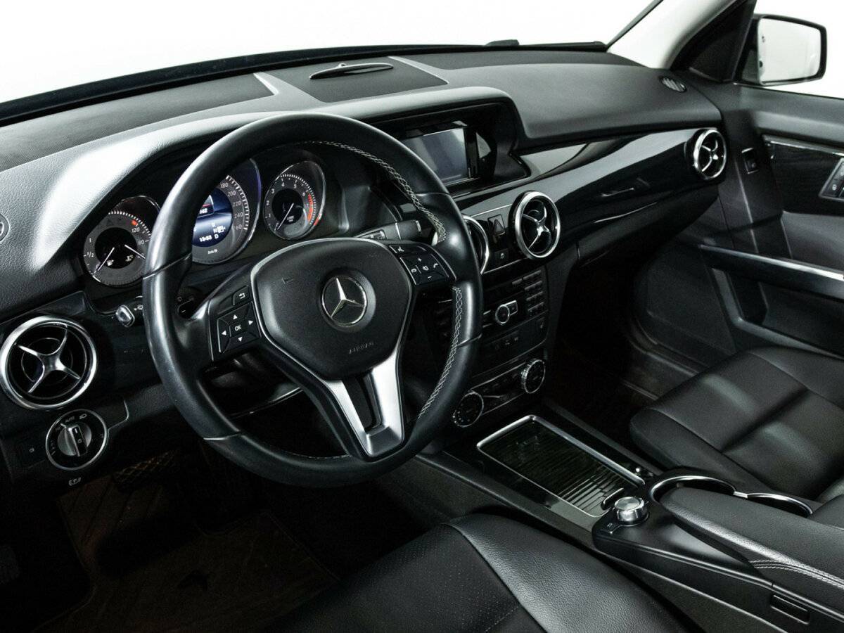 Mercedes-Benz GLK-Класс с пробегом — 2014 год. Фото: #10