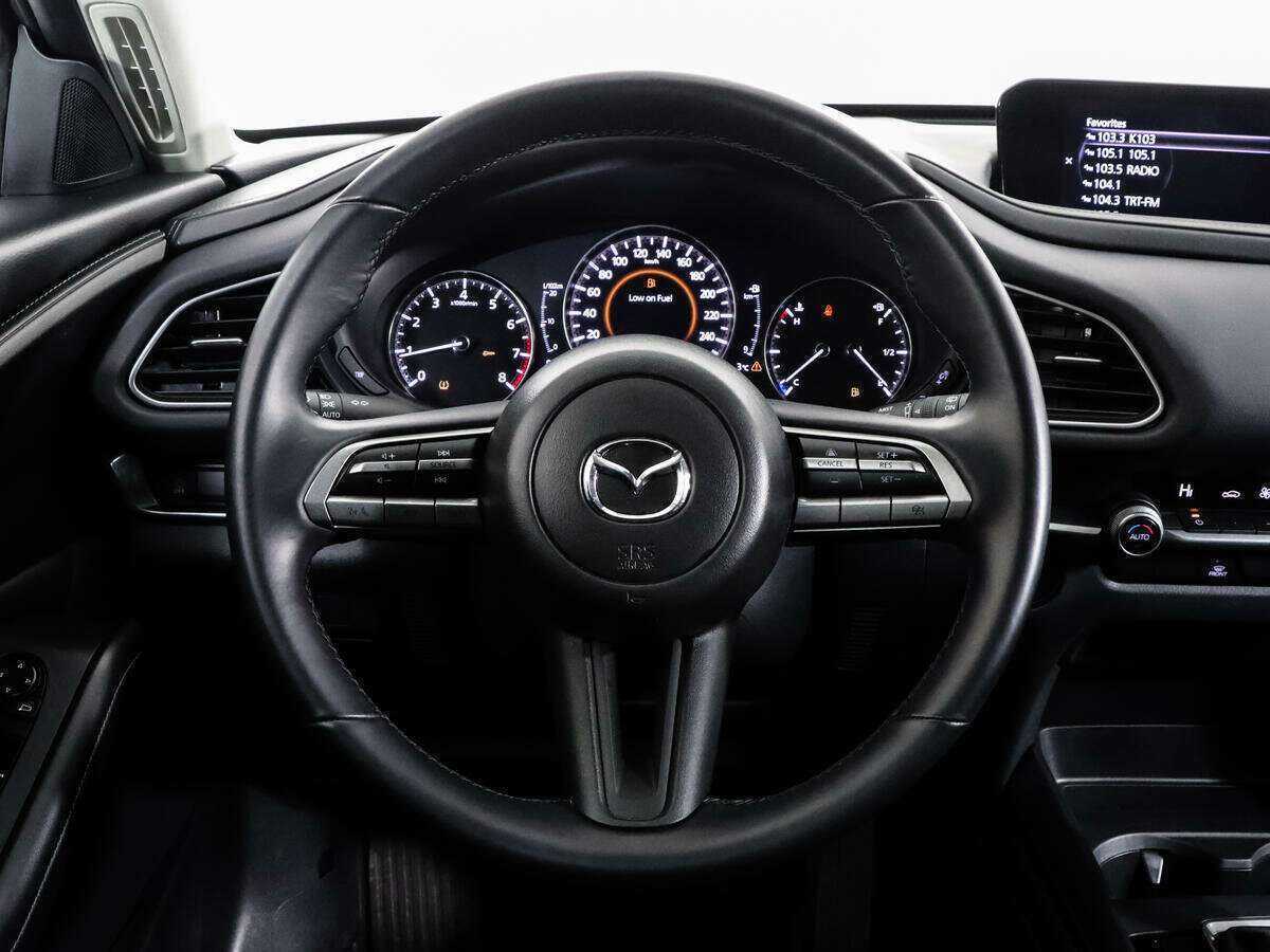 Mazda CX-30 с пробегом — 2022 год. Фото: #9