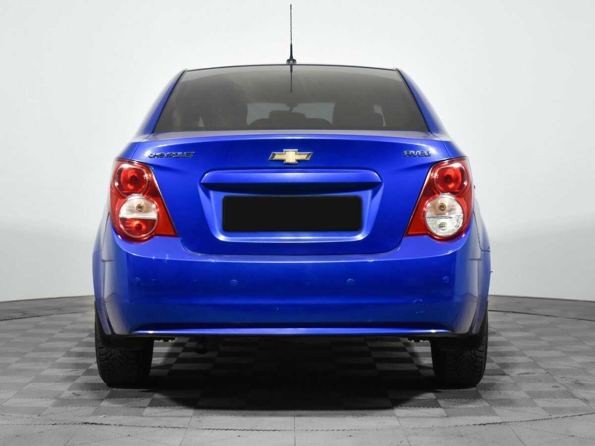Chevrolet Aveo с пробегом — 2012 год. Фото: #5