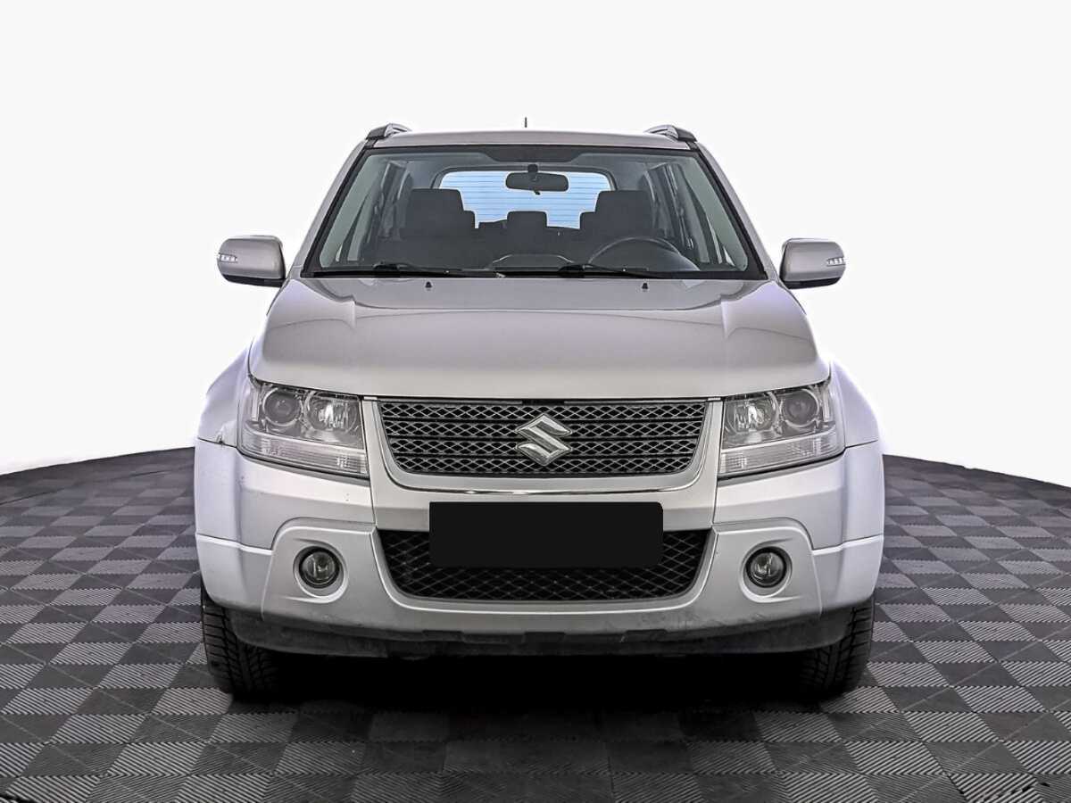 Suzuki Grand Vitara с пробегом — 2010 год. Фото: #1