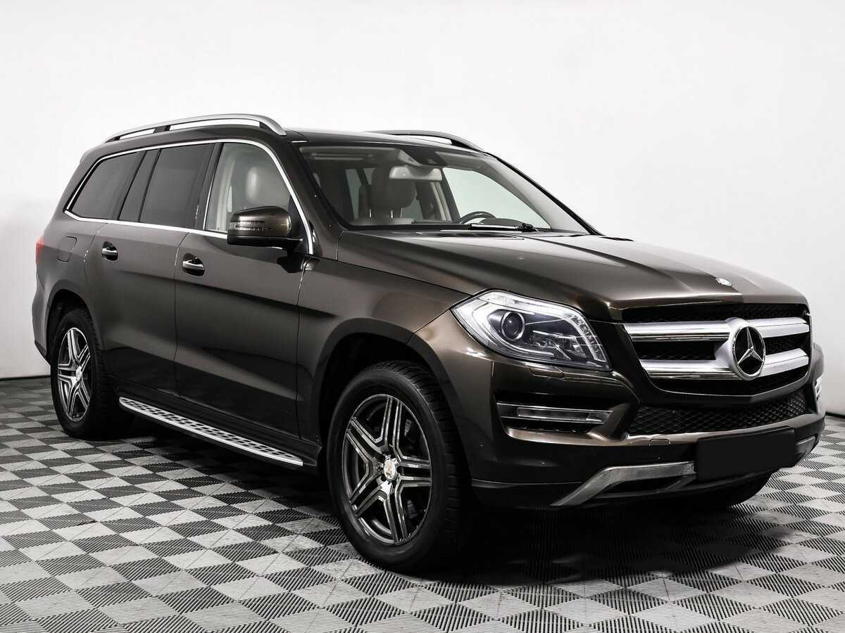 Mercedes-Benz GL-Класс с пробегом — 2012 год. Фото: #2