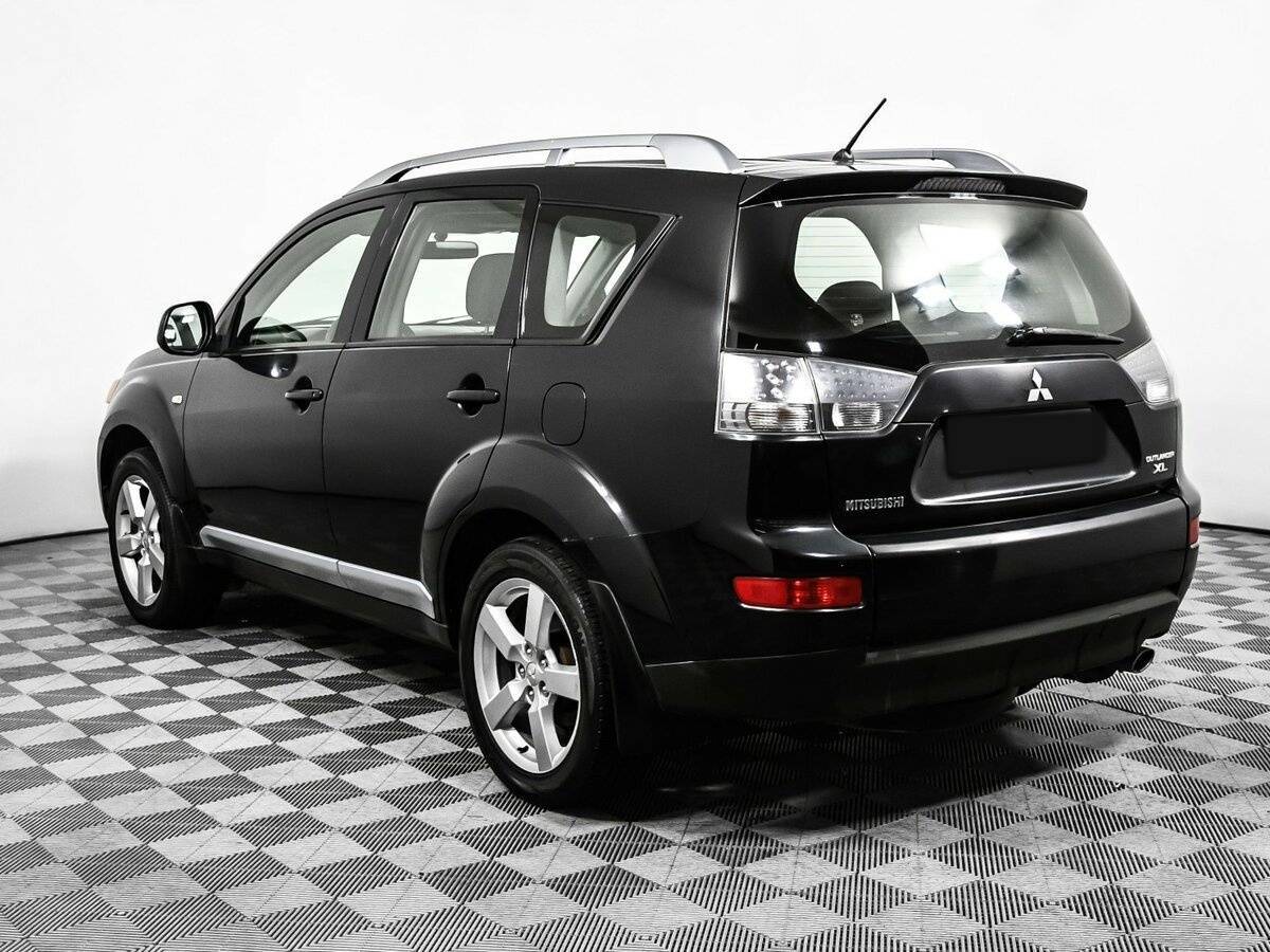 Mitsubishi Outlander с пробегом — 2008 год. Фото: #6