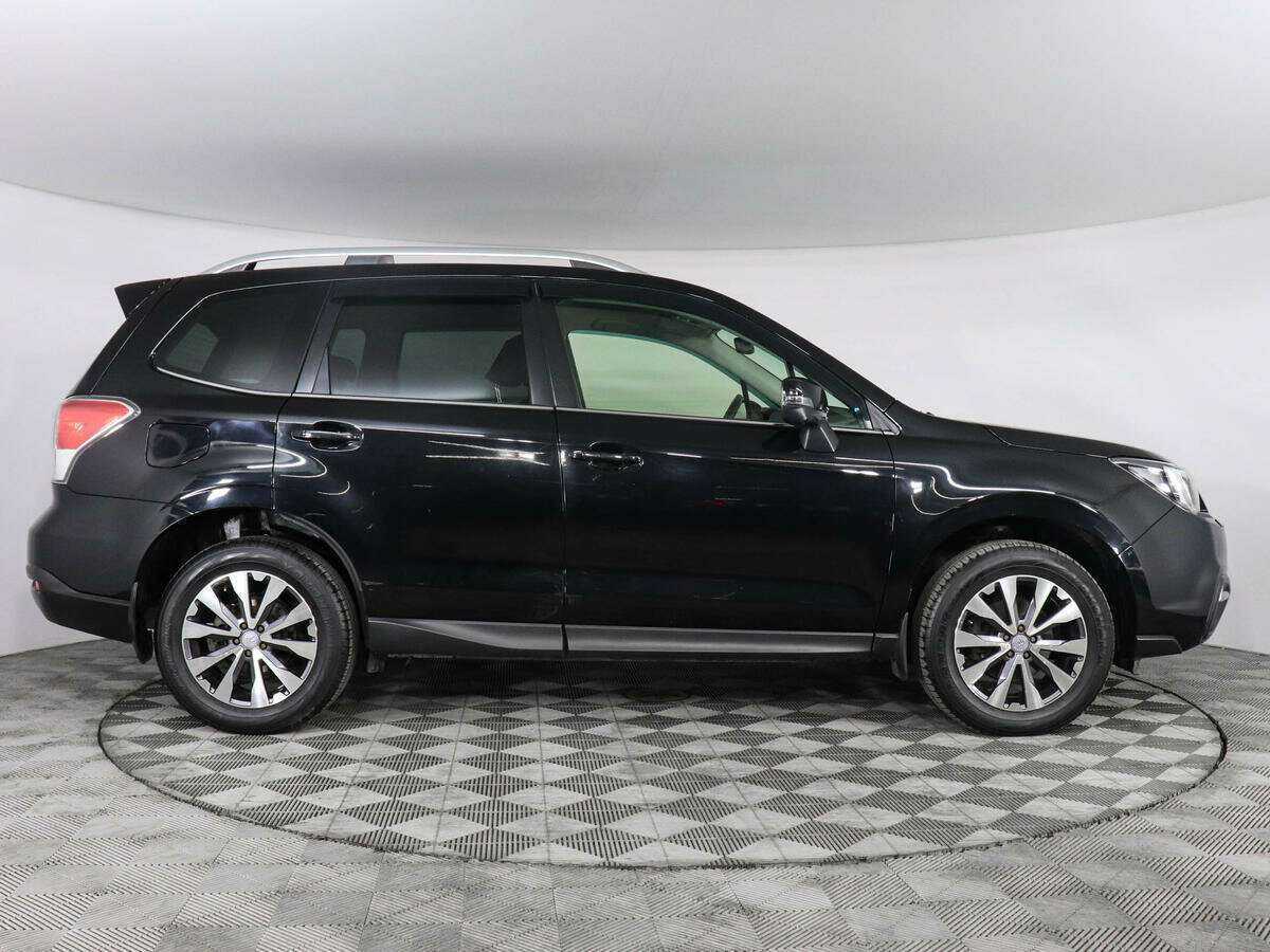 Subaru Forester с пробегом — 2017 год. Фото: #3