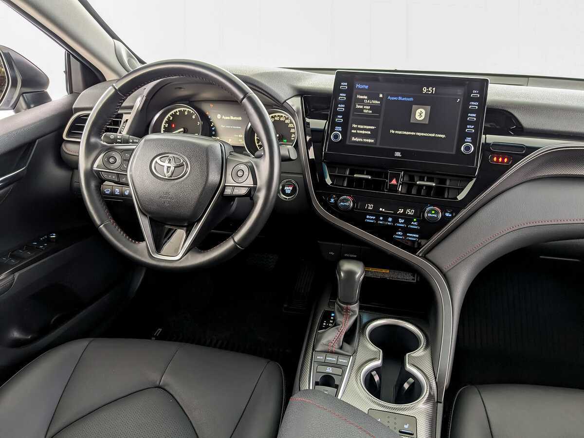 Toyota Camry с пробегом — 2022 год. Фото: #25