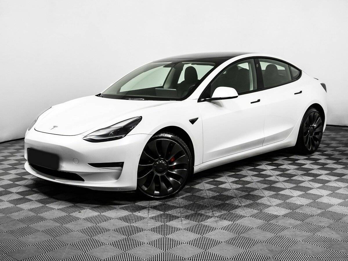 Tesla Model 3 с пробегом — 2021 год. Посмотреть фото
