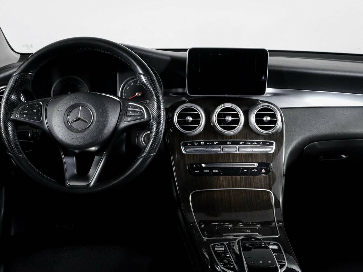 Mercedes-Benz GLC с пробегом — 2016 год. Фото: #11