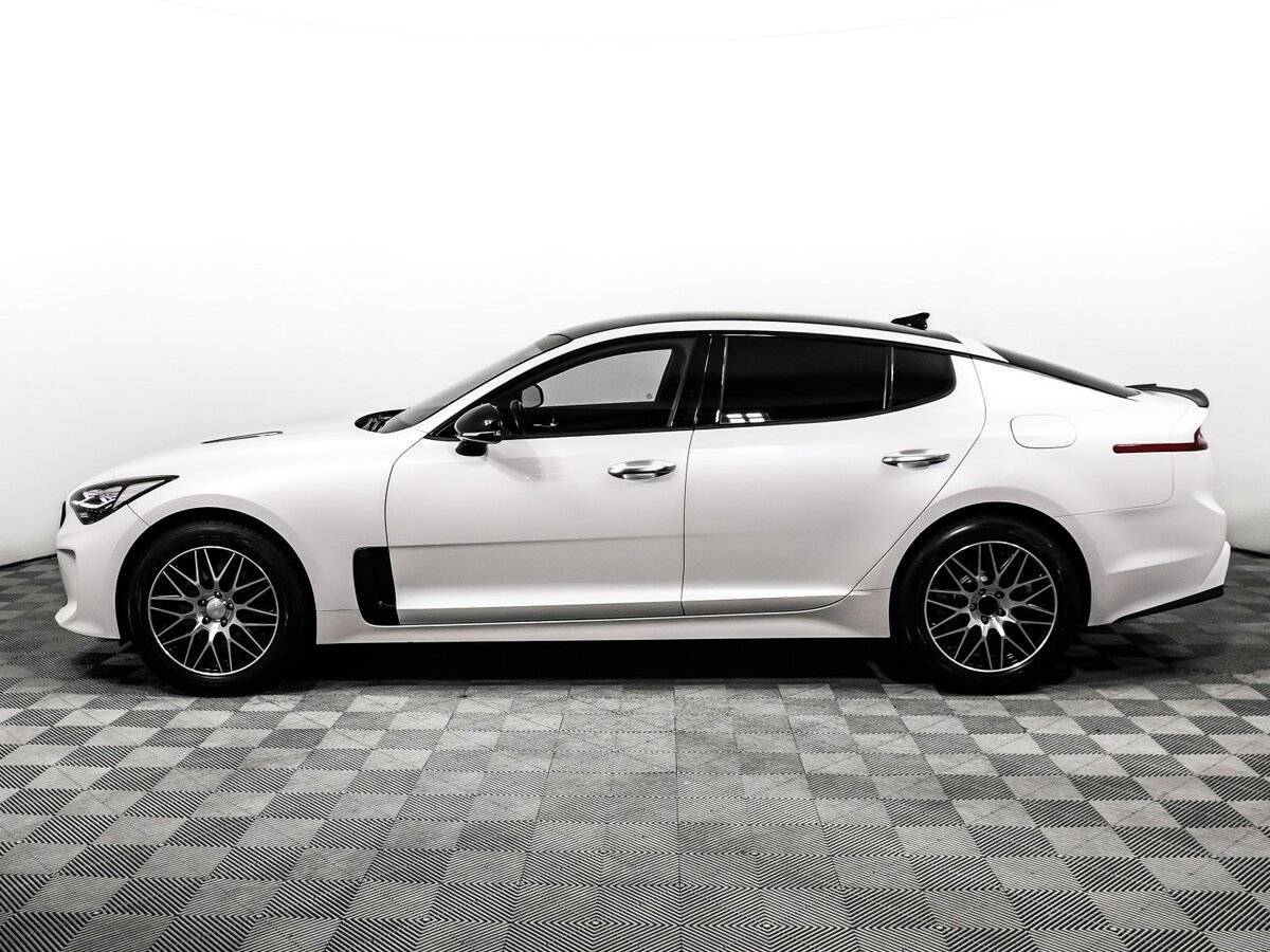 Kia Stinger с пробегом — 2019 год. Фото: #7