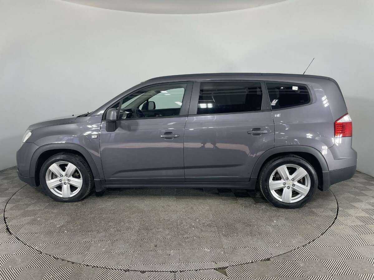 Chevrolet Orlando с пробегом — 2013 год. Фото: #4