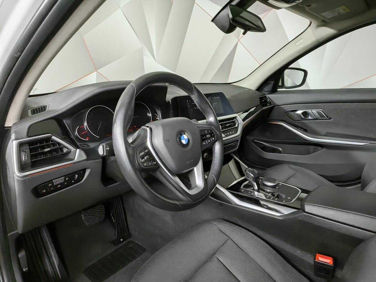 BMW 3 серии с пробегом — 2020 год. Фото: #13
