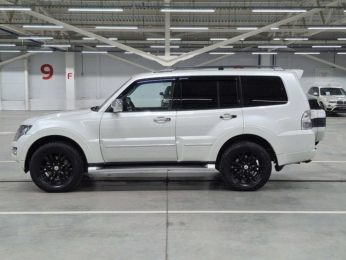 Mitsubishi Pajero с пробегом — 2020 год. Фото: #7