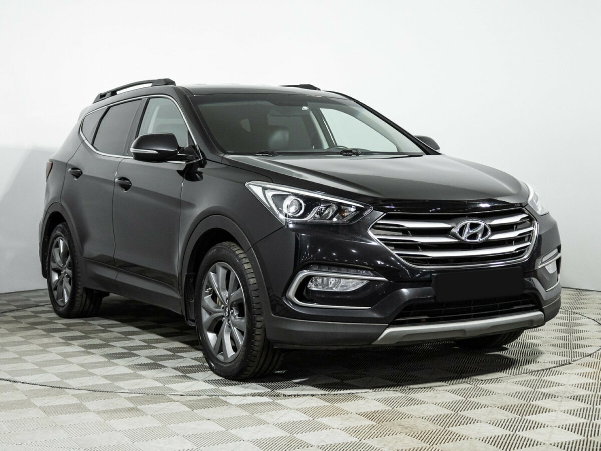 Hyundai Santa Fe с пробегом — 2017 год. Фото: #2