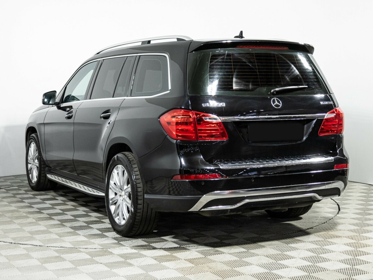Mercedes-Benz GL-Класс с пробегом — 2013 год. Фото: #6