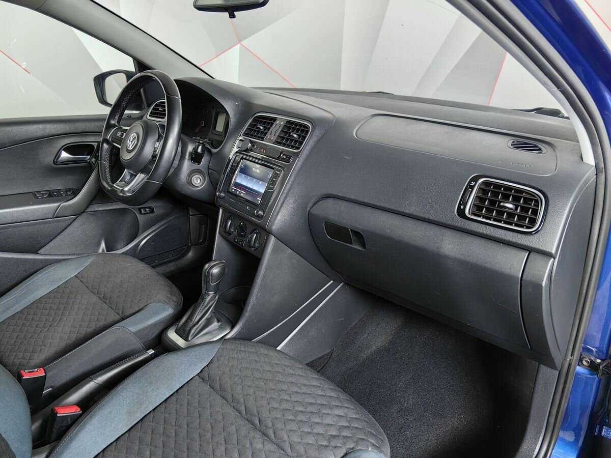 Volkswagen Polo с пробегом — 2019 год. Фото: #8