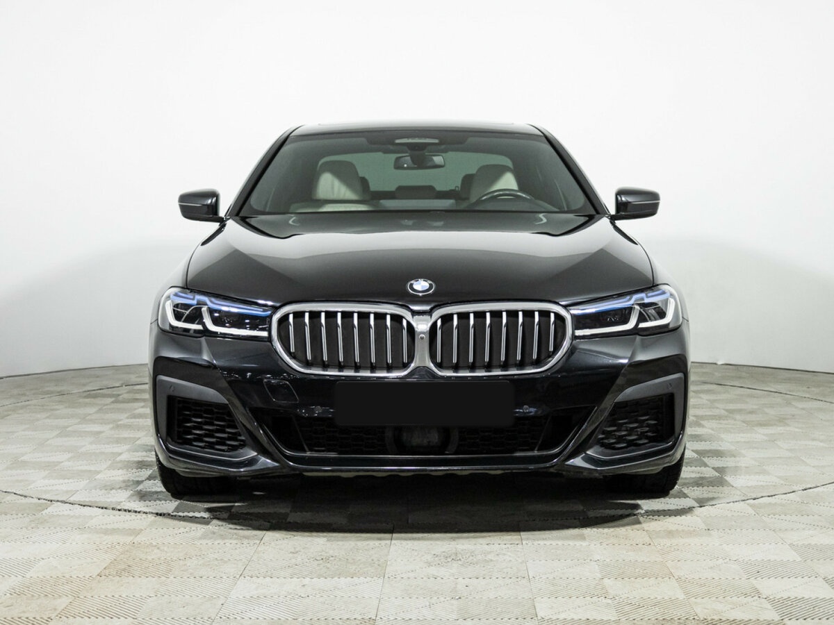 BMW 5 серии с пробегом — 2020 год. Фото: #1