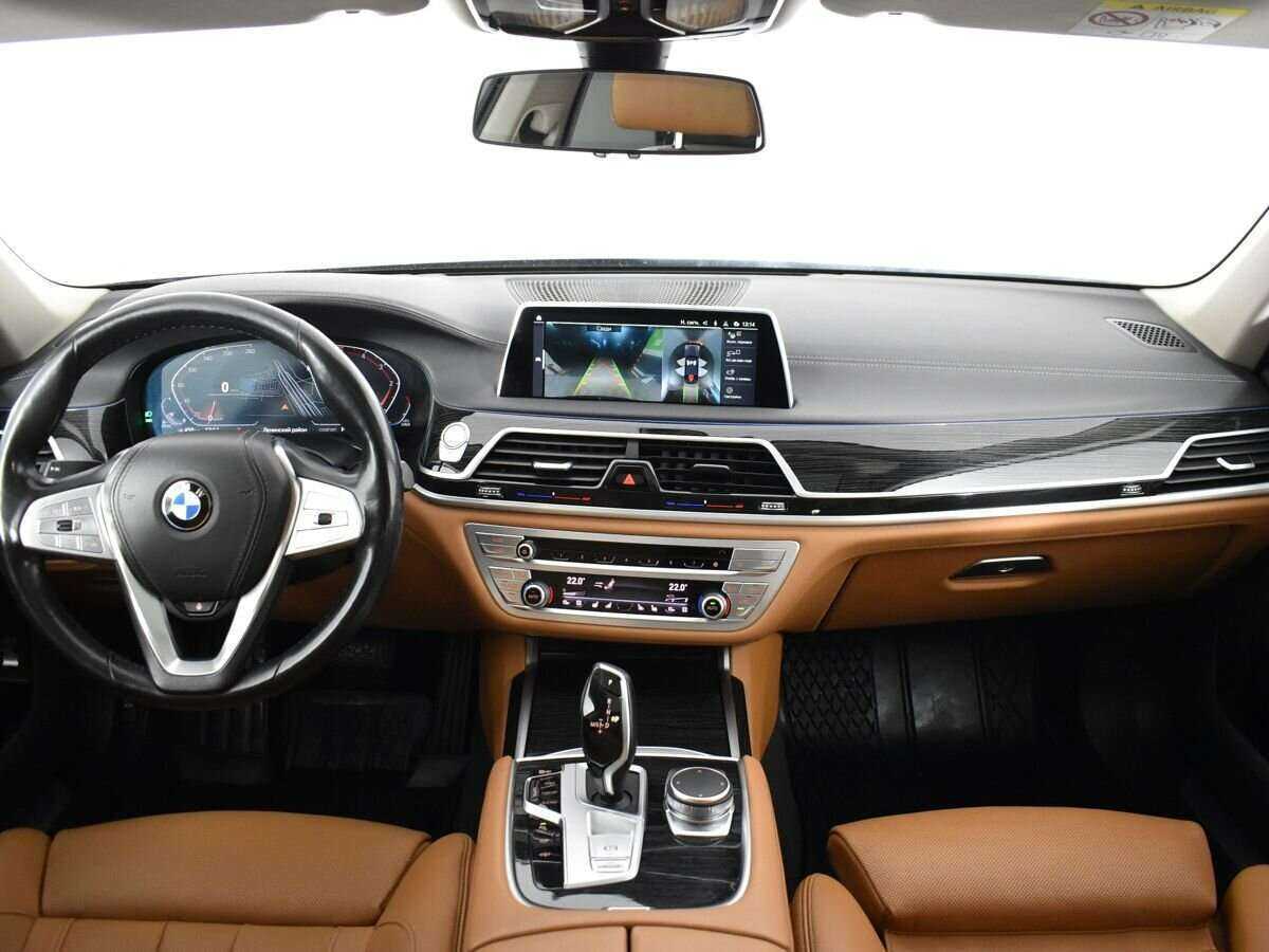 BMW 7 серии с пробегом — 2020 год. Фото: #8