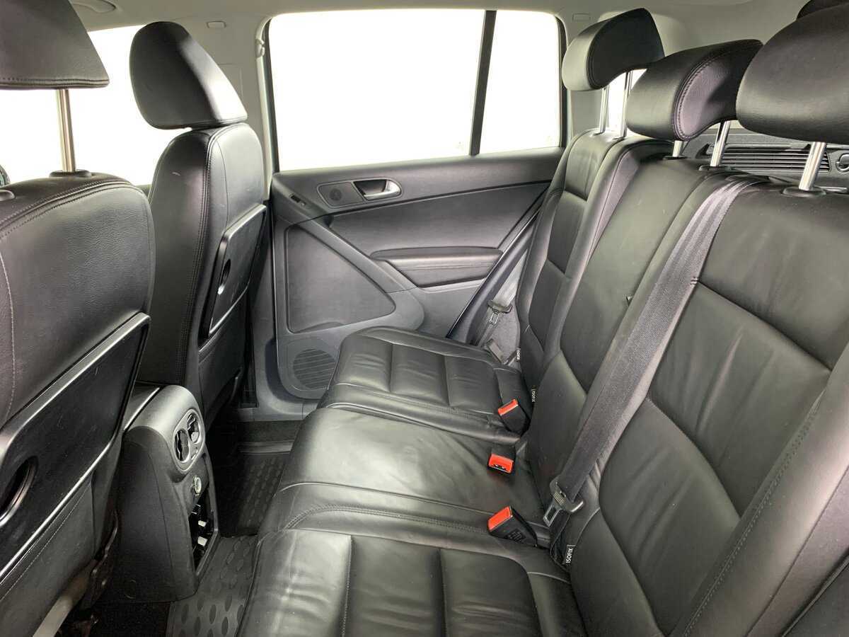 Volkswagen Tiguan с пробегом — 2011 год. Фото: #18