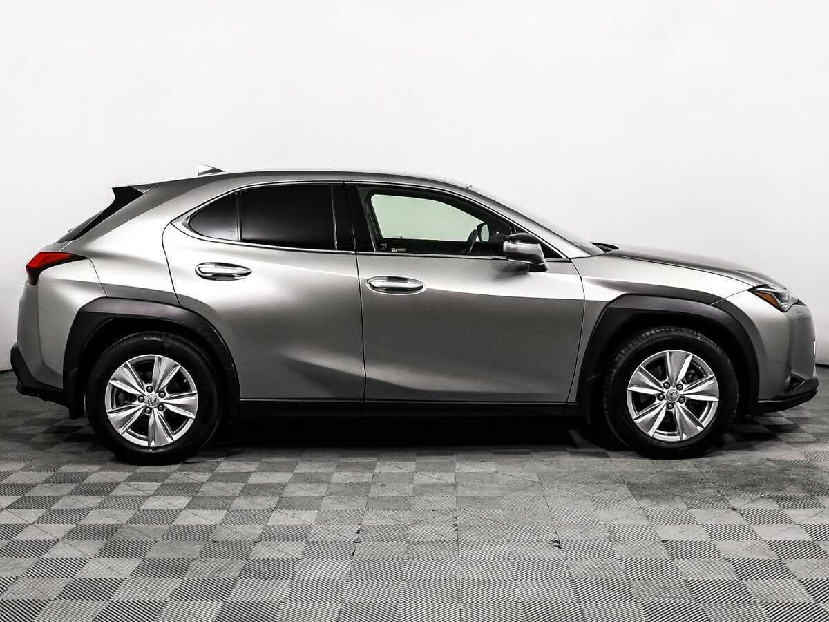 Lexus UX с пробегом — 2021 год. Фото: #3