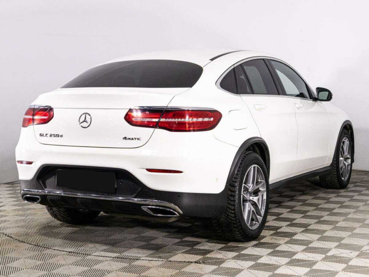 Mercedes-Benz GLC Coupe с пробегом — 2016 год. Фото: #4