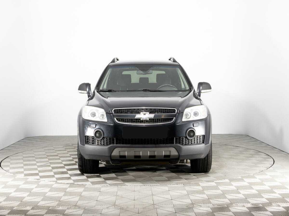 Chevrolet Captiva с пробегом — 2011 год. Фото: #1