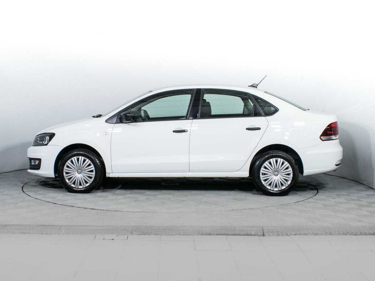 Volkswagen Polo с пробегом — 2019 год. Фото: #7