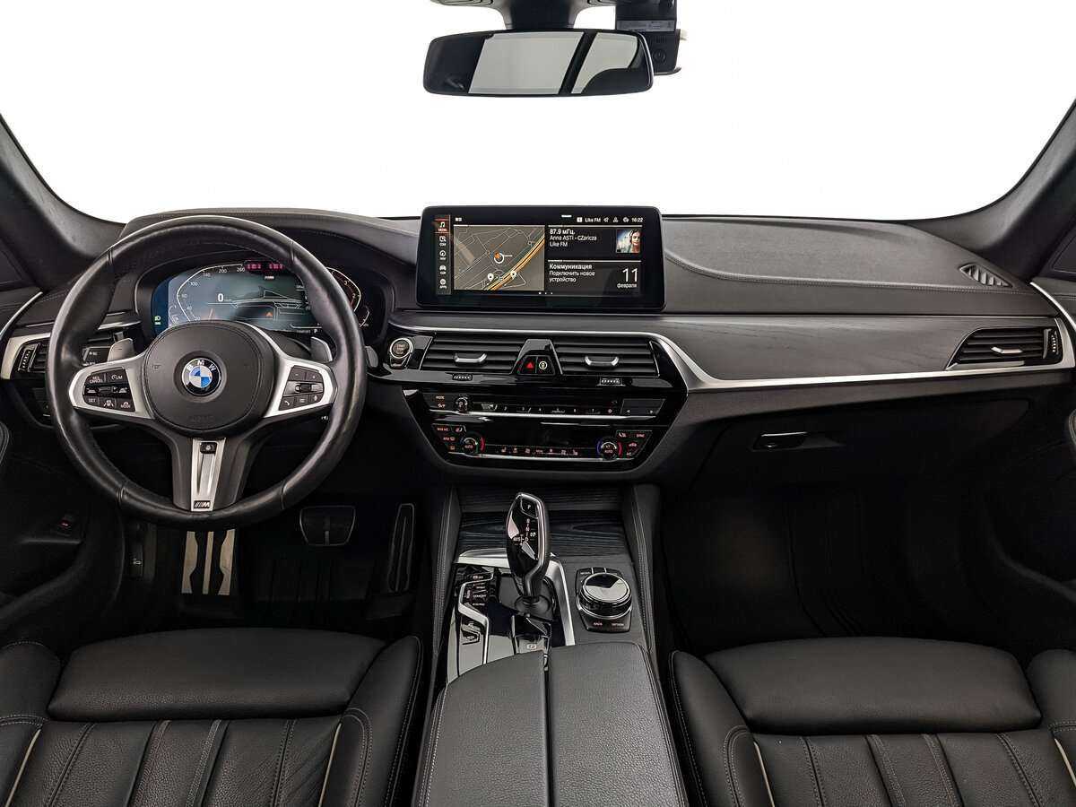 BMW 5 серии с пробегом — 2021 год. Фото: #9