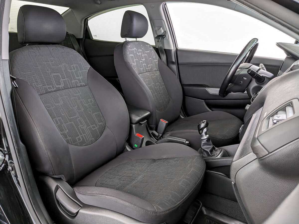 Kia Rio с пробегом — 2014 год. Фото: #18