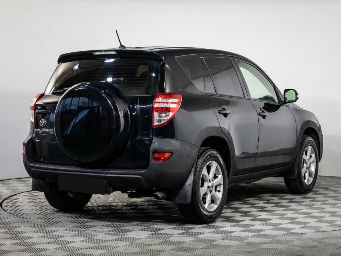 Toyota RAV4 с пробегом — 2011 год. Фото: #3