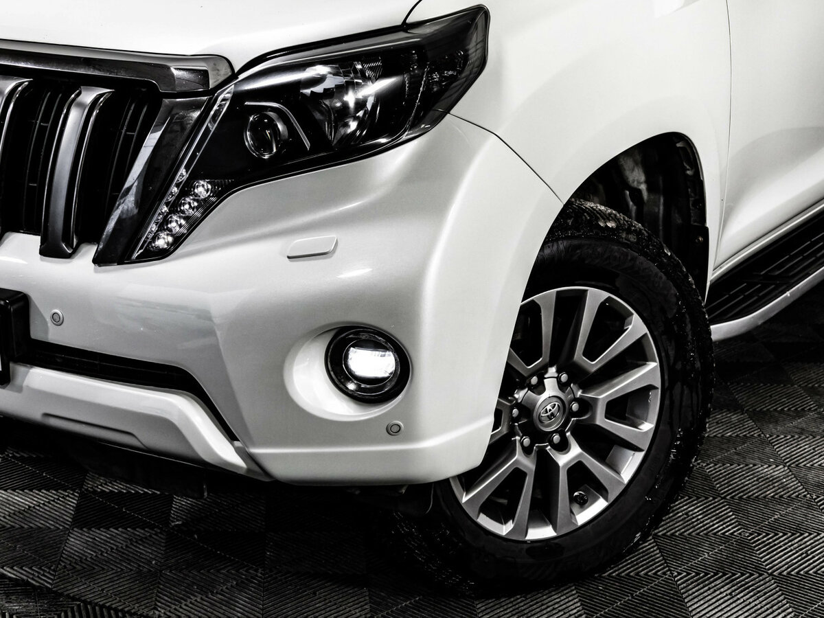 Toyota Land Cruiser Prado с пробегом — 2016 год. Фото: #2