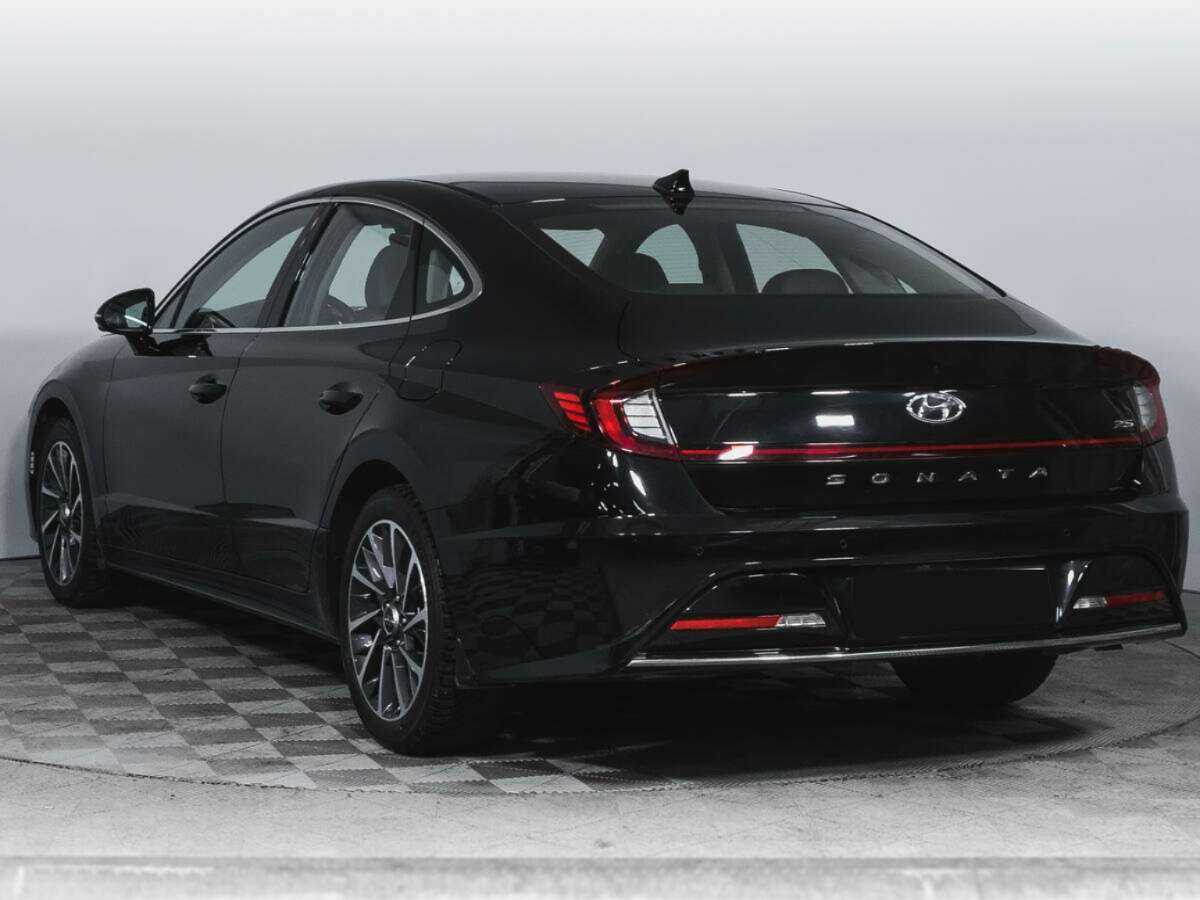 Hyundai Sonata с пробегом — 2021 год. Фото: #6