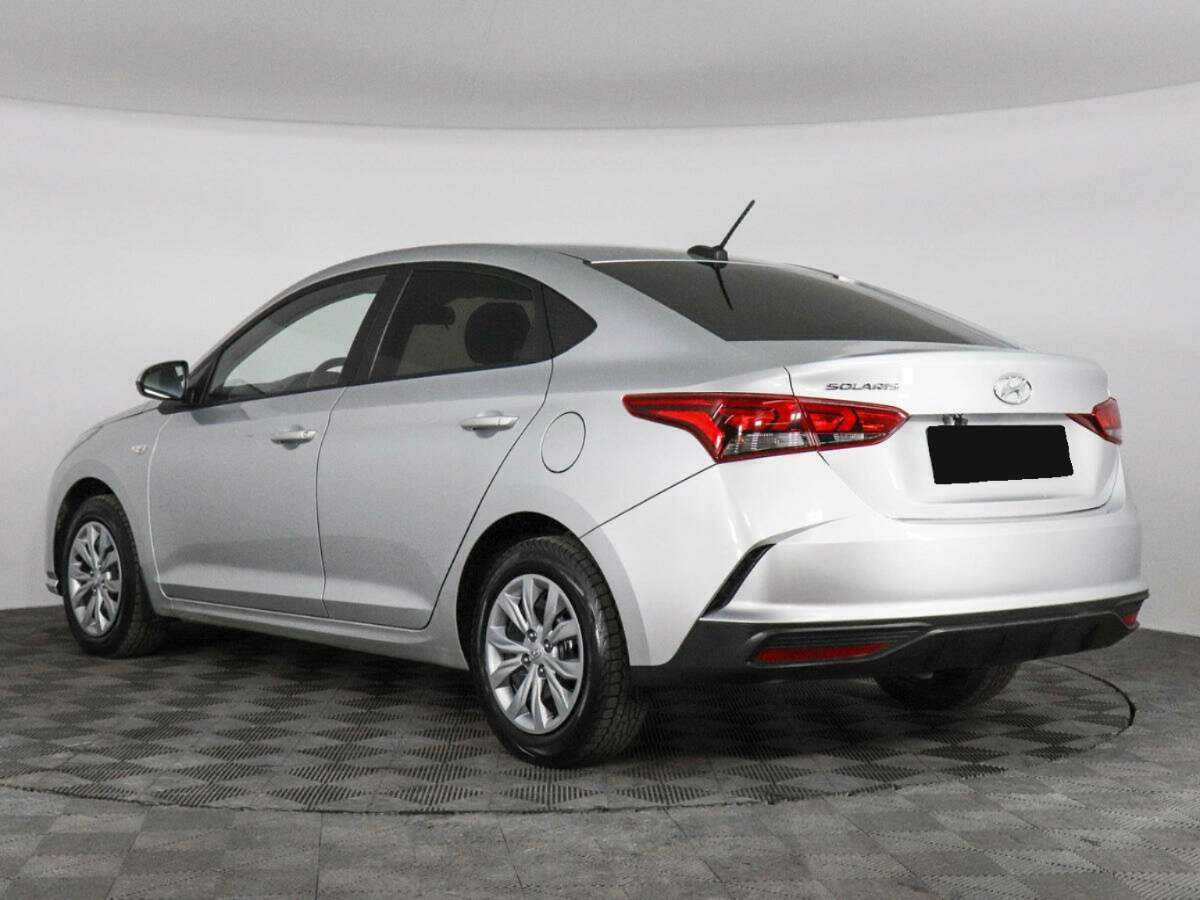 Hyundai Solaris с пробегом — 2021 год. Фото: #5