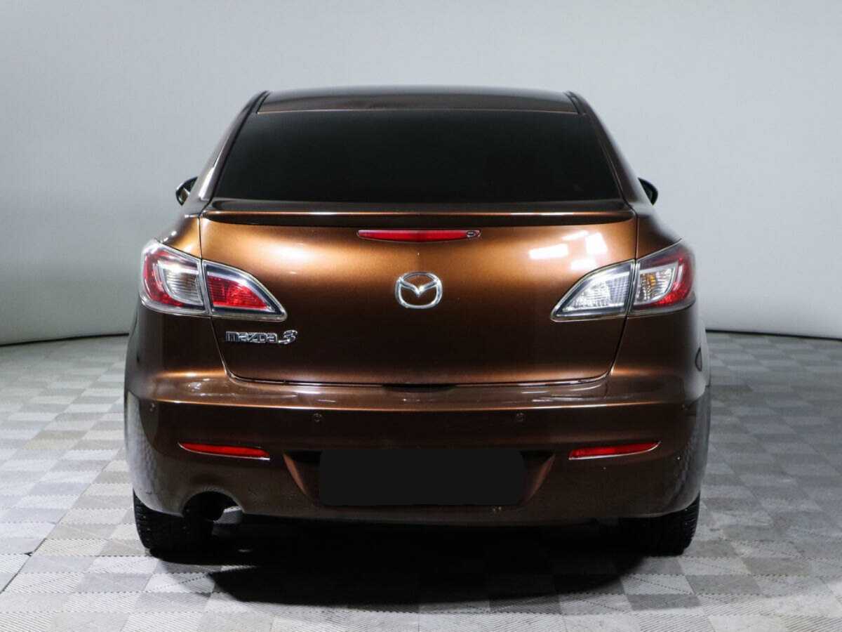 Mazda 3 с пробегом — 2012 год. Фото: #4
