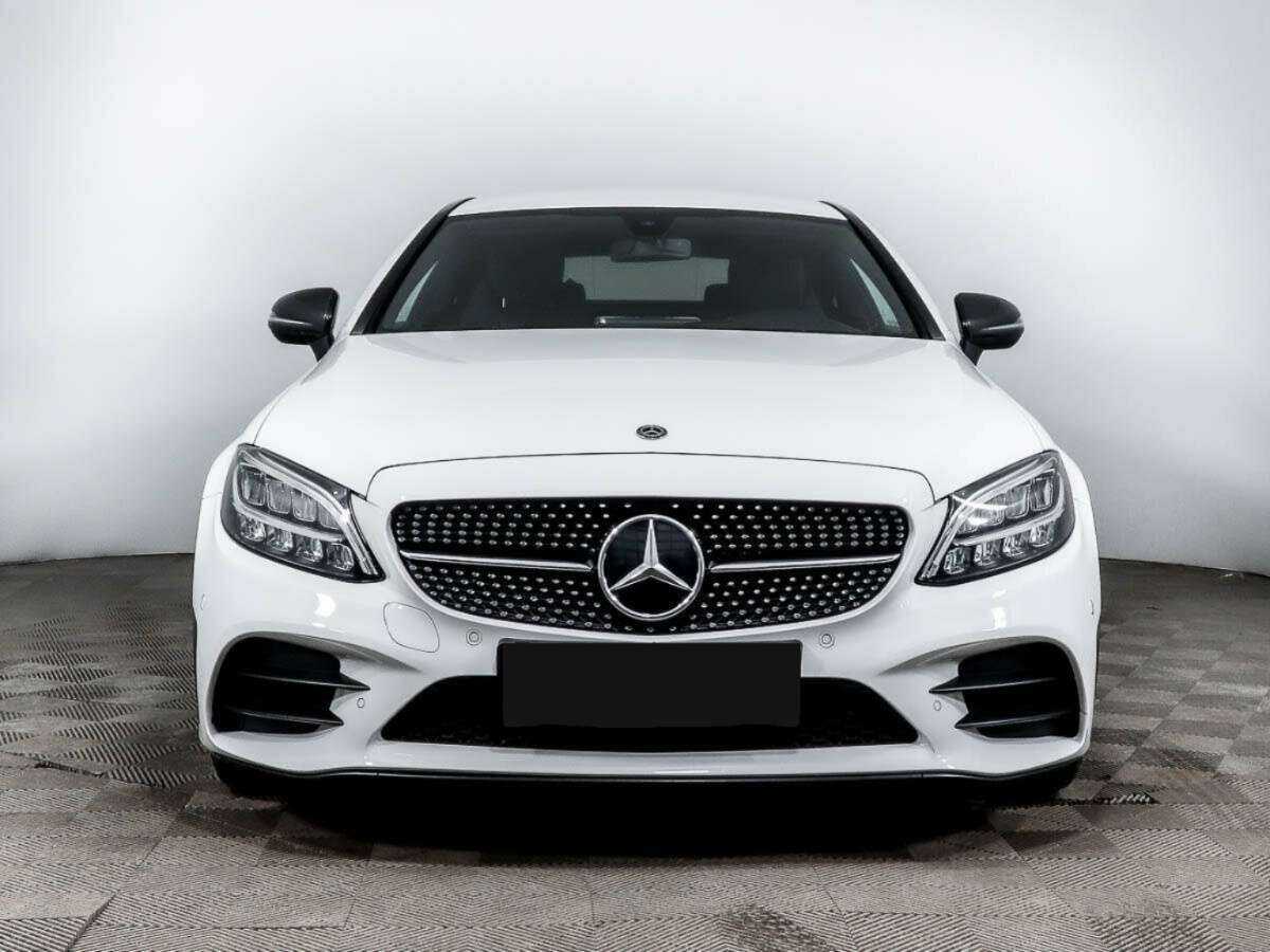 Mercedes-Benz C-Класс с пробегом — 2019 год. Фото: #1