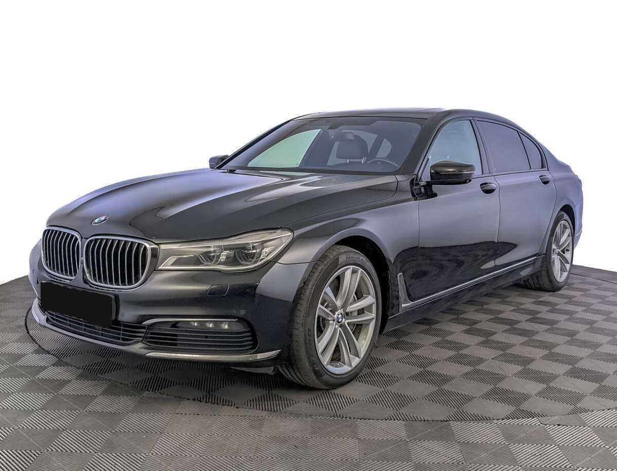 BMW 7 серии с пробегом — 2017 год. Фото: #0