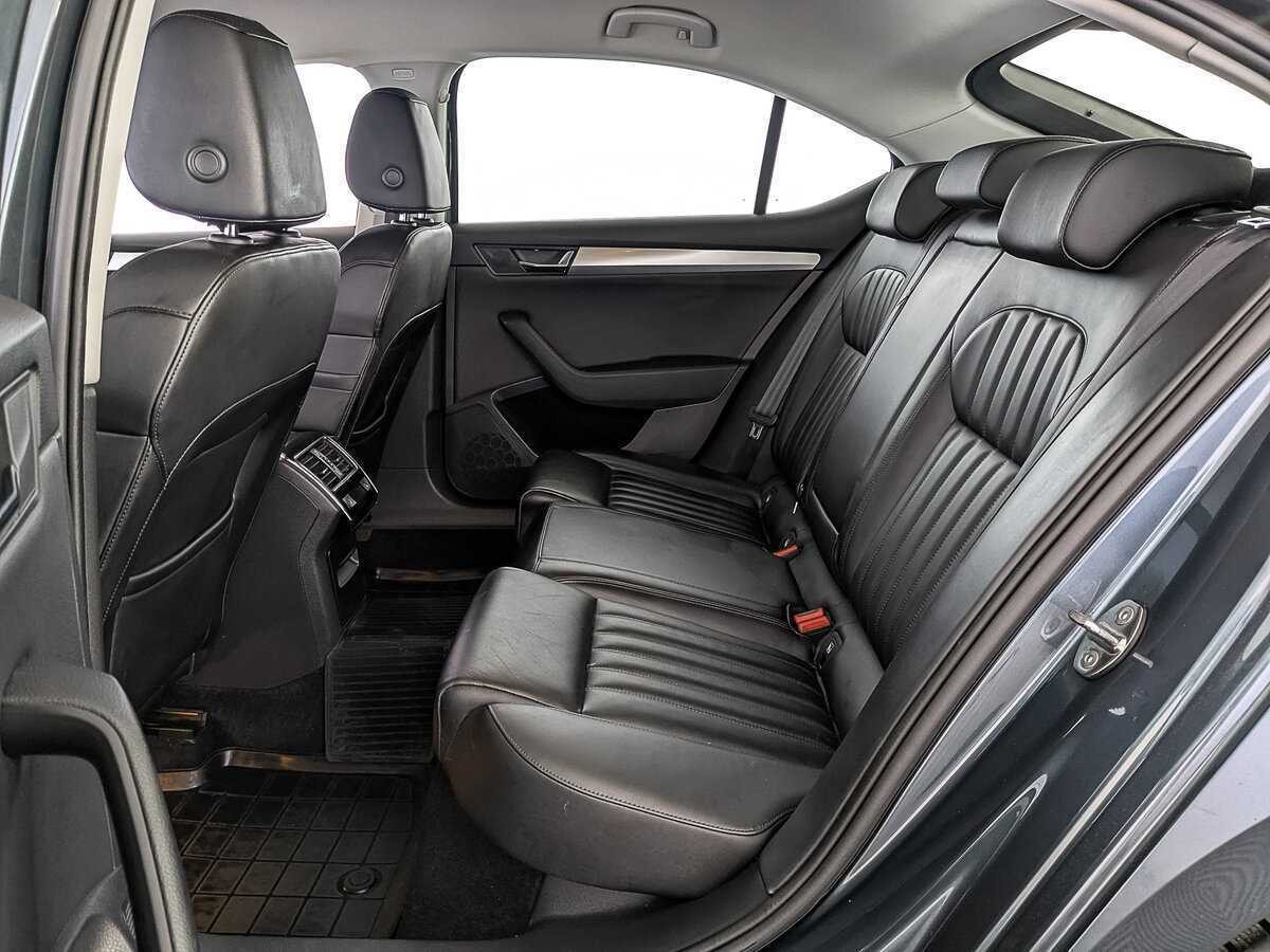 Skoda Superb с пробегом — 2018 год. Фото: #15