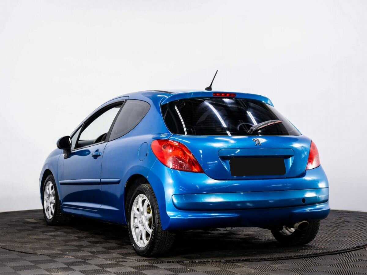 Peugeot 207 с пробегом — 2008 год. Фото: #3