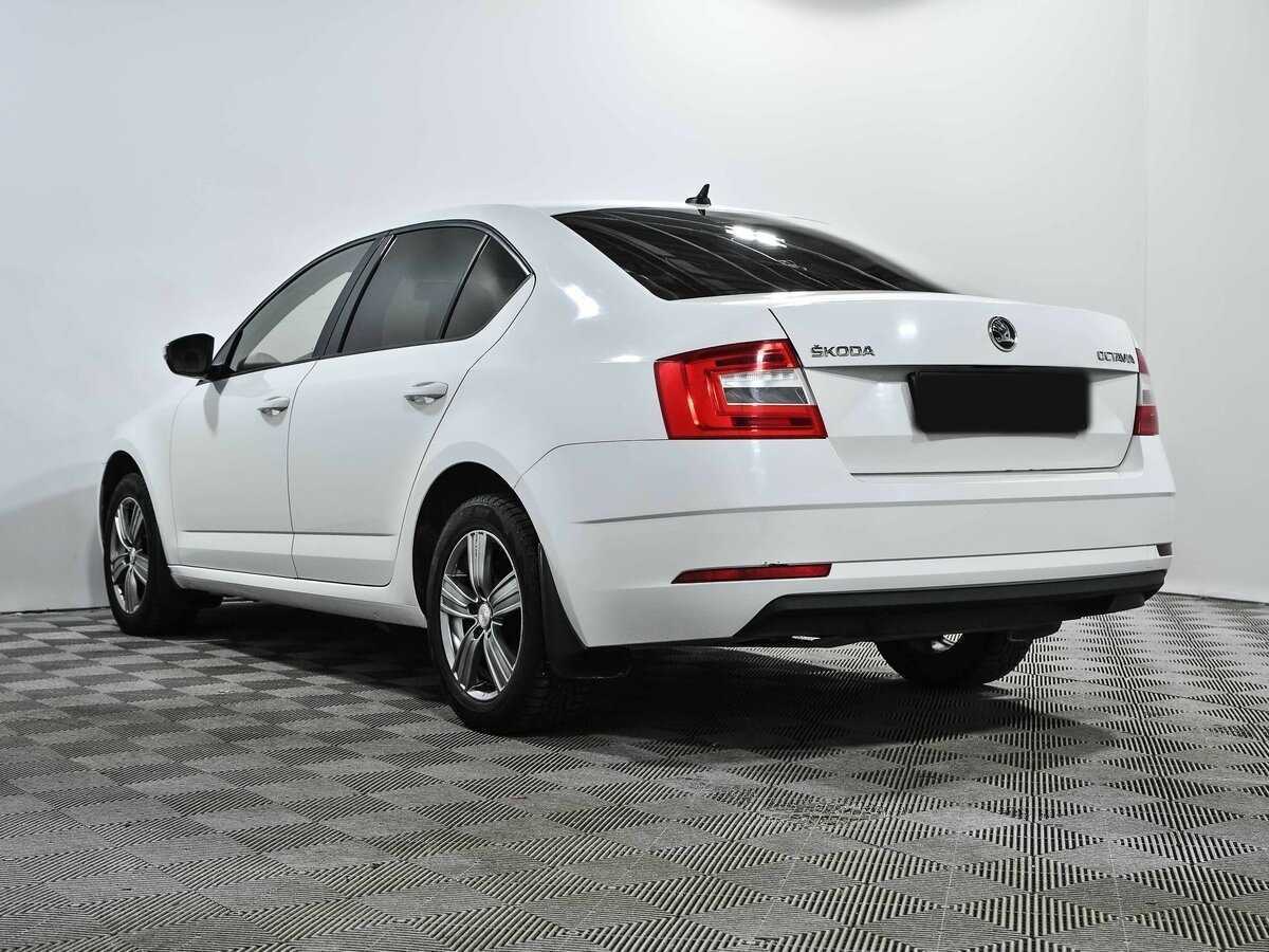 Skoda Octavia с пробегом — 2018 год. Фото: #4