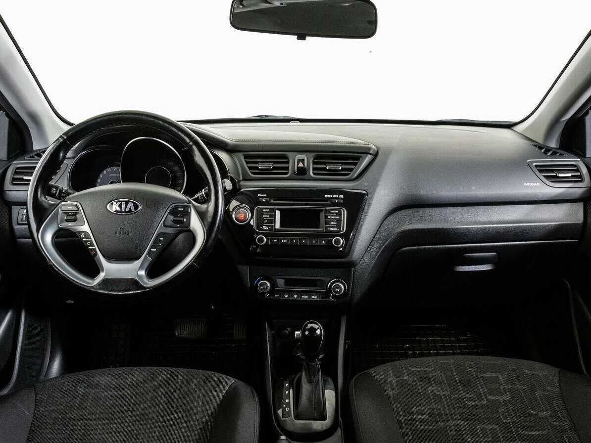 Kia Rio с пробегом — 2016 год. Фото: #7