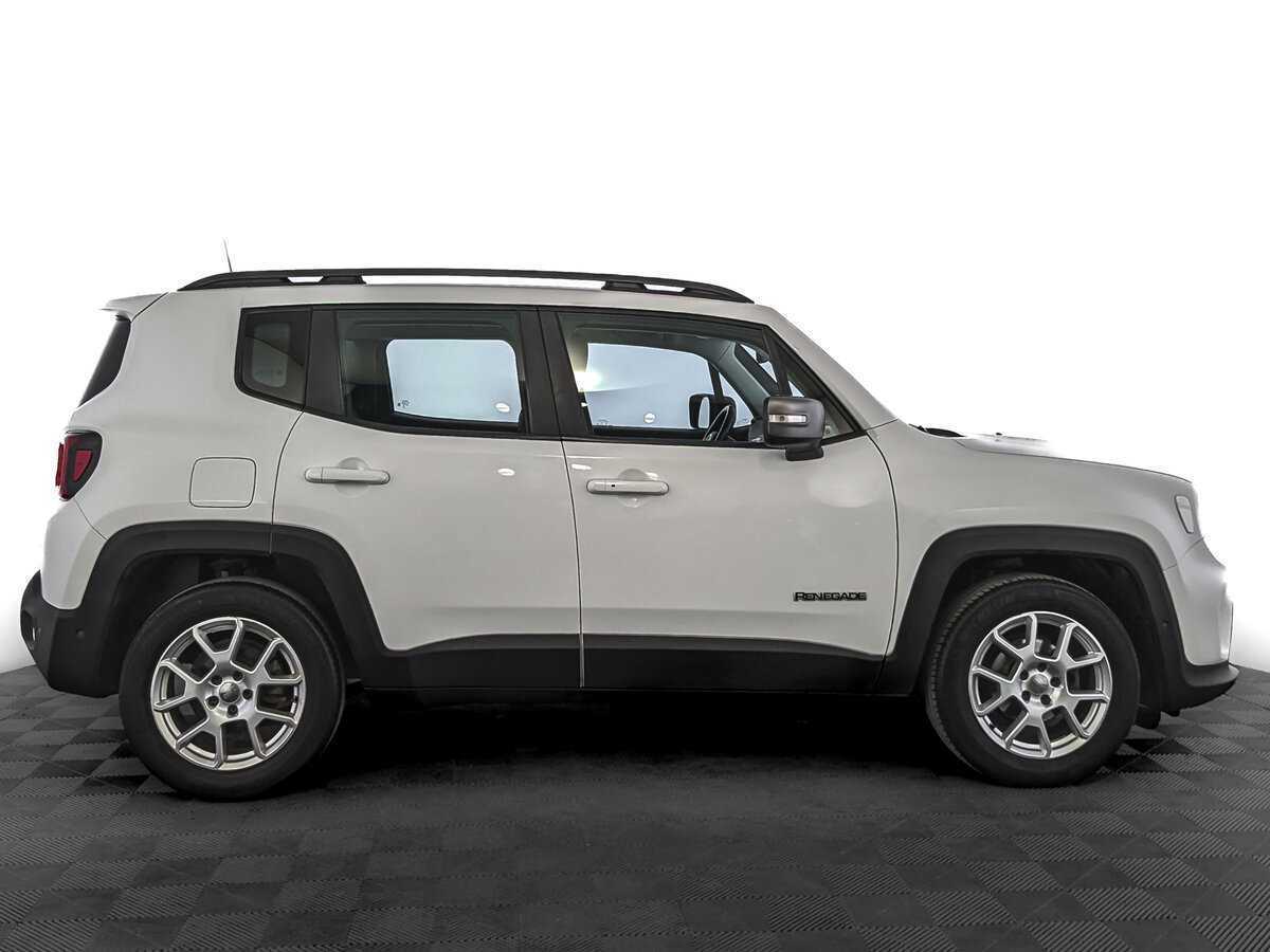 Jeep Renegade с пробегом — 2019 год. Фото: #3