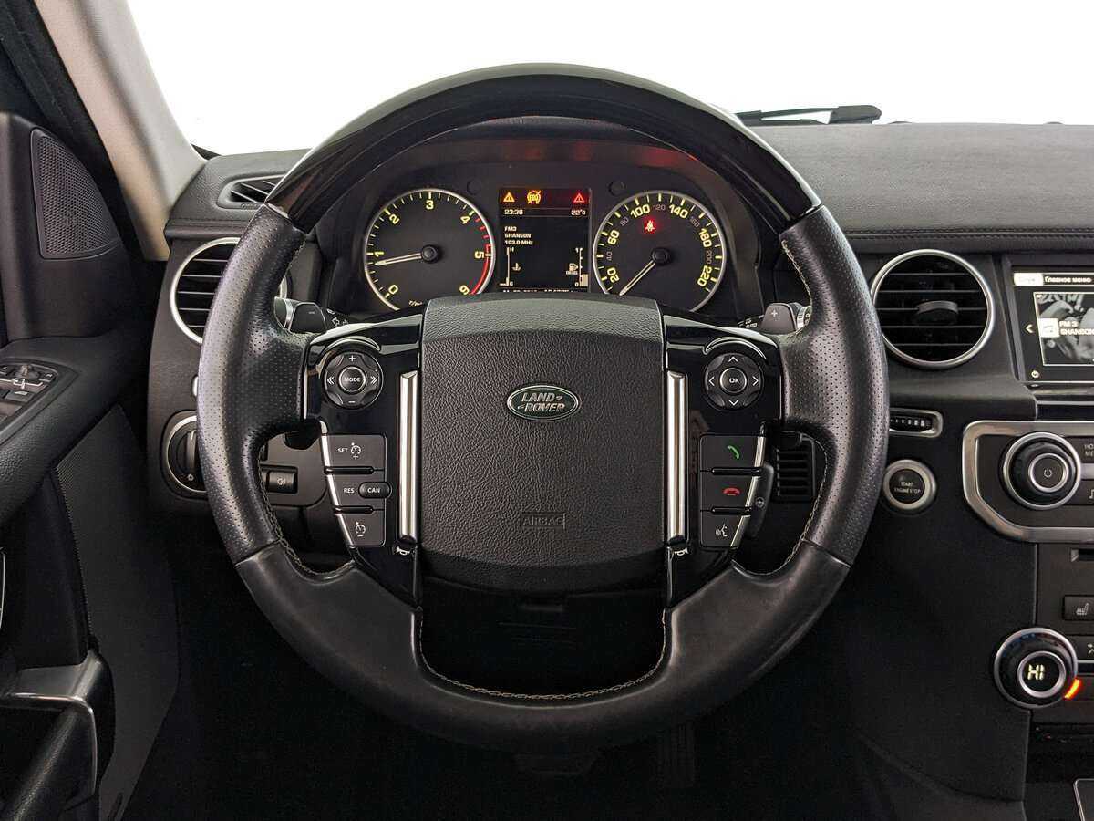 Land Rover Discovery с пробегом — 2015 год. Фото: #13