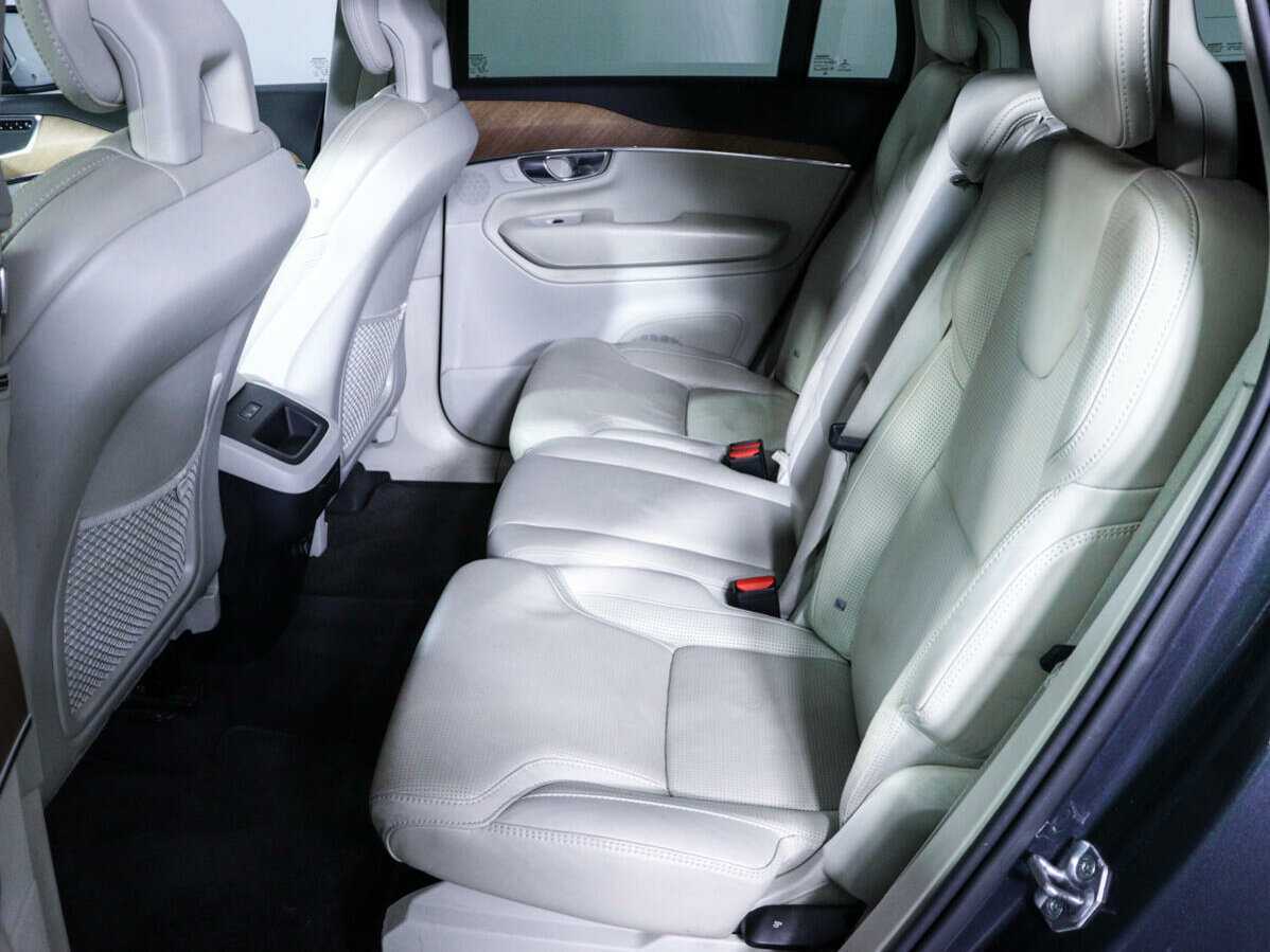 Volvo XC90 с пробегом — 2017 год. Фото: #9