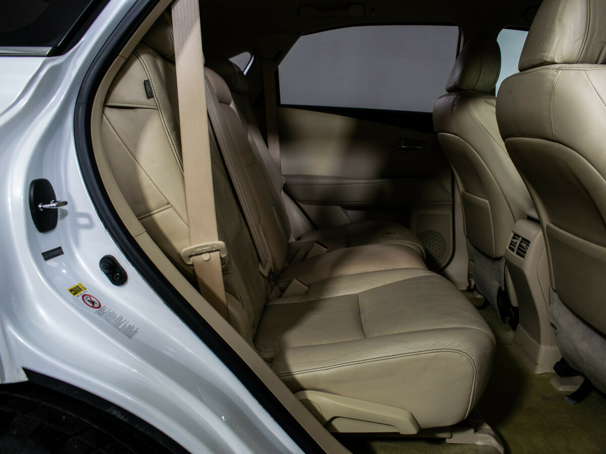 Lexus RX с пробегом — 2012 год. Фото: #8