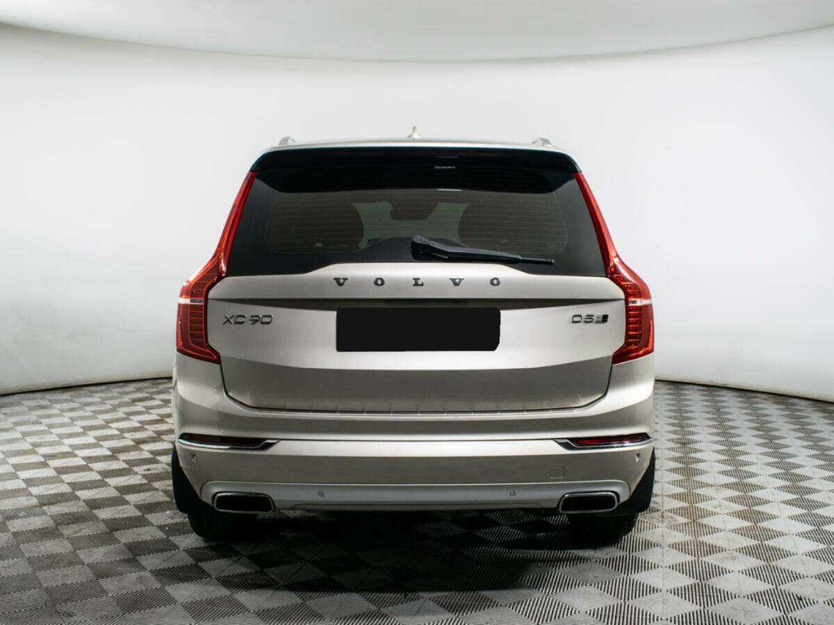 Volvo XC90 с пробегом — 2015 год. Фото: #4