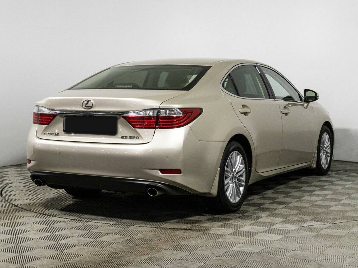 Lexus ES с пробегом — 2014 год. Фото: #4