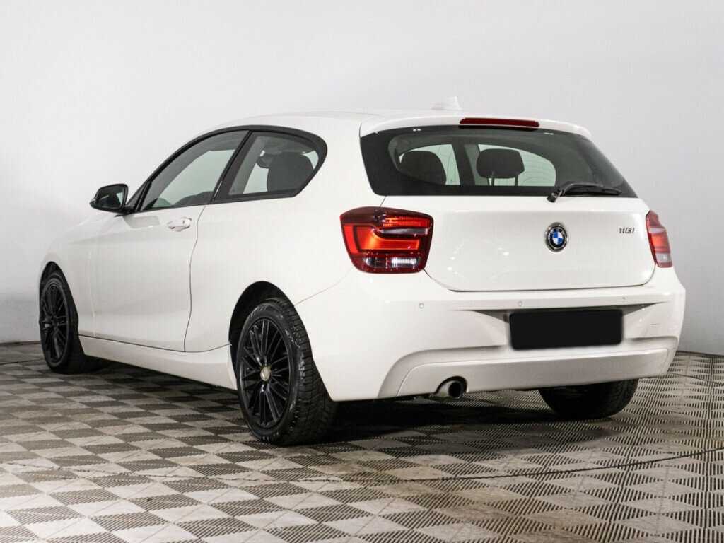 BMW 1 серии с пробегом — 2013 год. Фото: #6